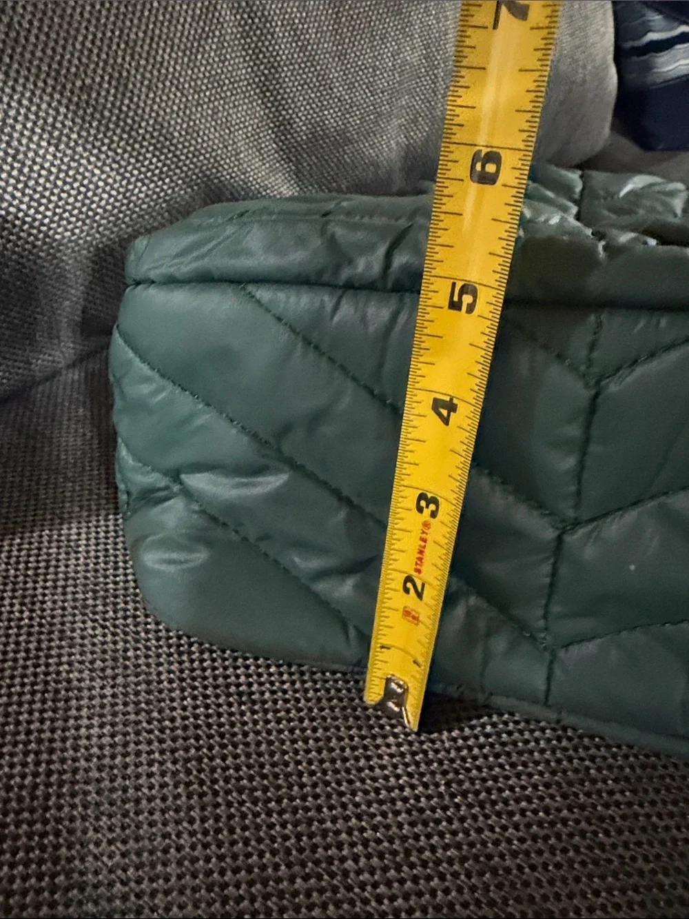N/A lightweight quilted